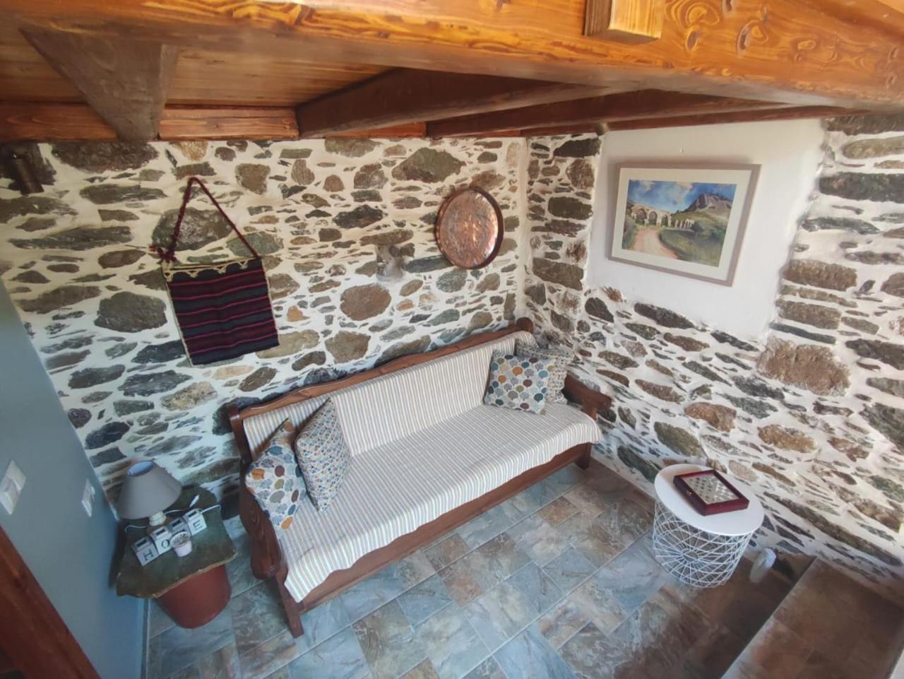 Πέτροκτιστο Σπίτι. Stone House Villa Karystos  Exterior photo
